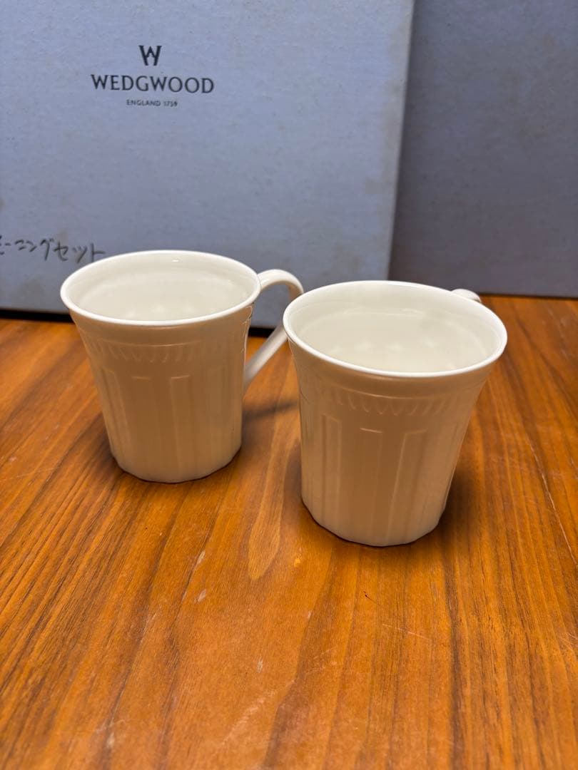 ekubo英国製ウェッジウッド　コロセウム　カップ＆ソーサーセット