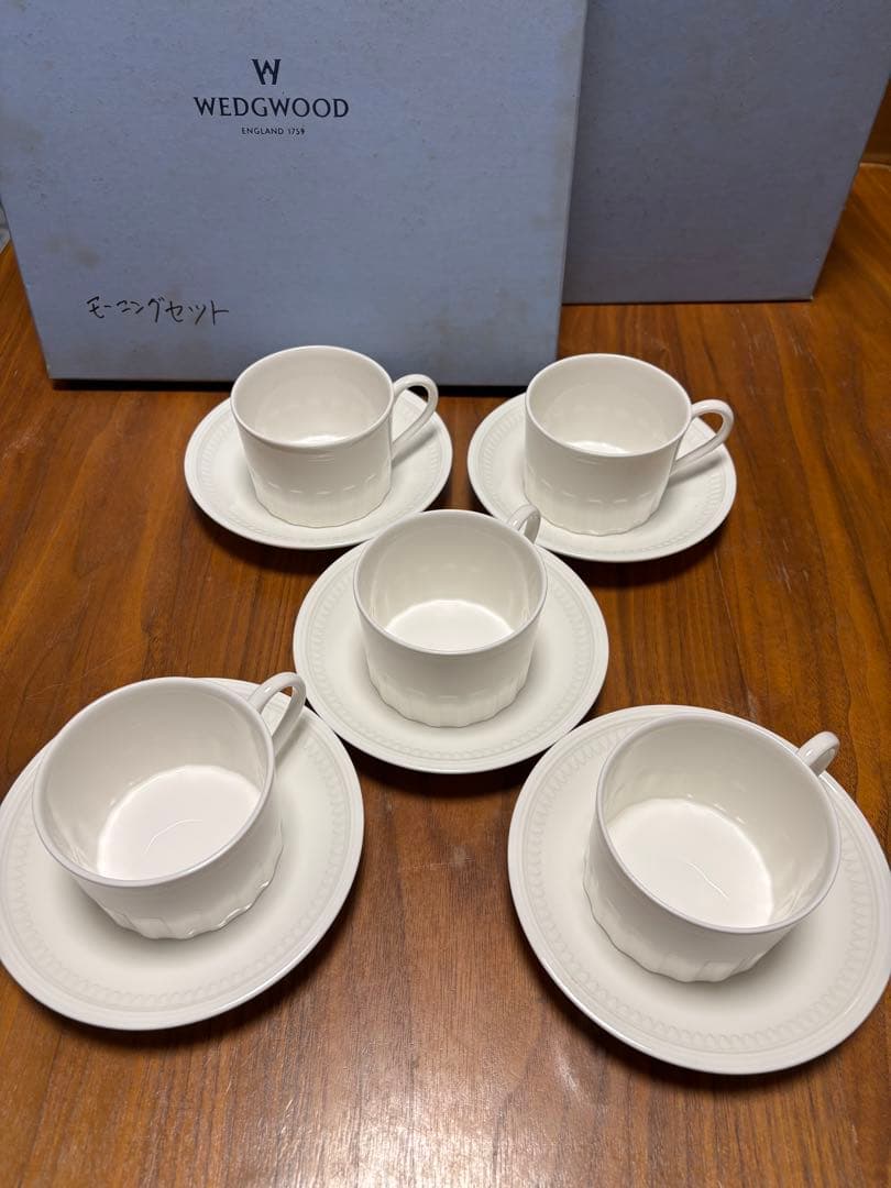 ekubo英国製ウェッジウッド　コロセウム　カップ＆ソーサーセット