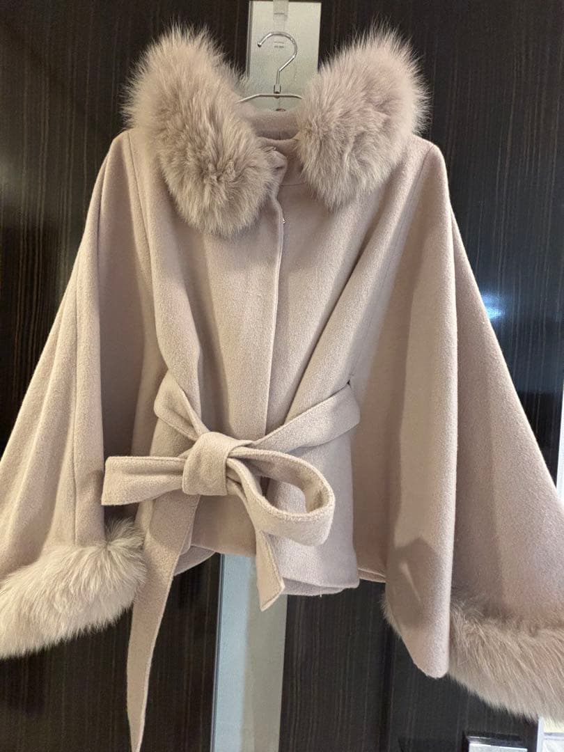 ノエラ ファーポンチョ コート