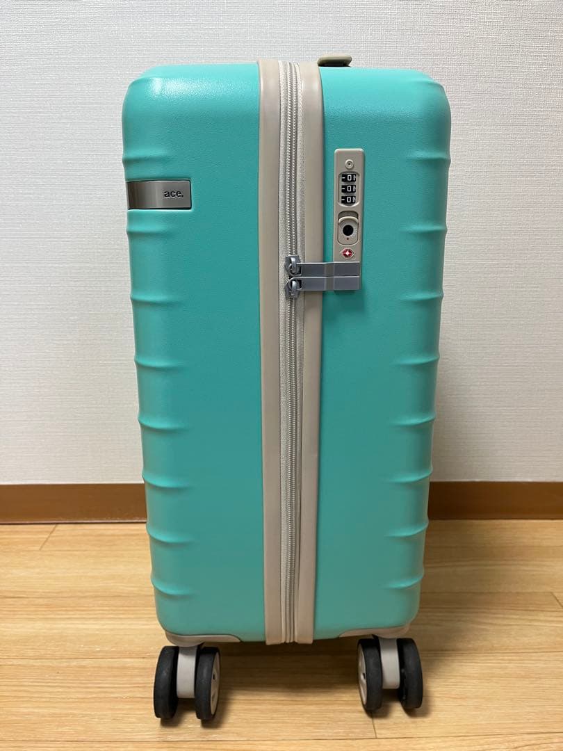 ace. キャリーケース