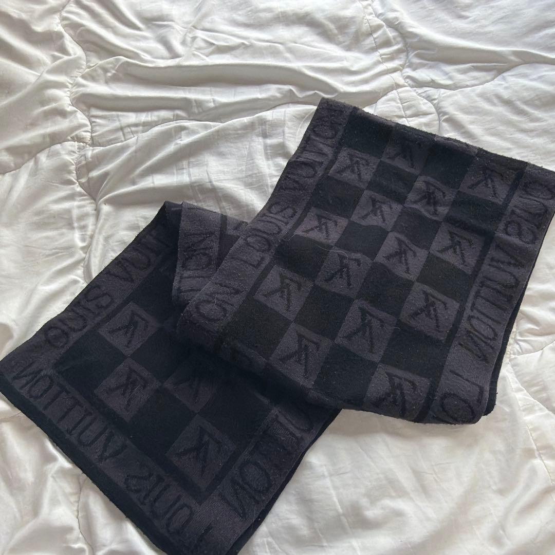 【Louis Vuitton】ロゴ入りマフラー ブラック