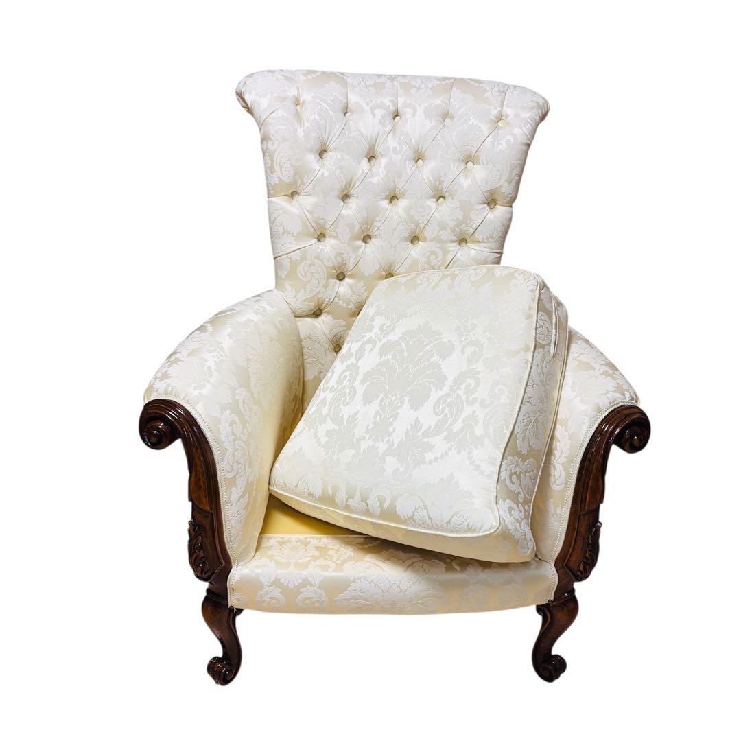 エクセレンテ　イタリア製　アームチェア　1人掛けソファ　ハイバック　猫足　ロココ