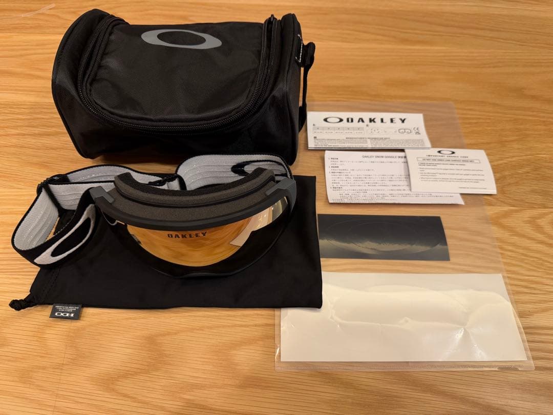 OAKLEY Flight Tracker M ゴーグル