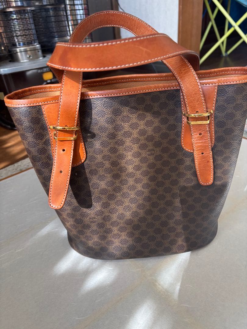 セリーヌ　ハンドバッグ　マカダム