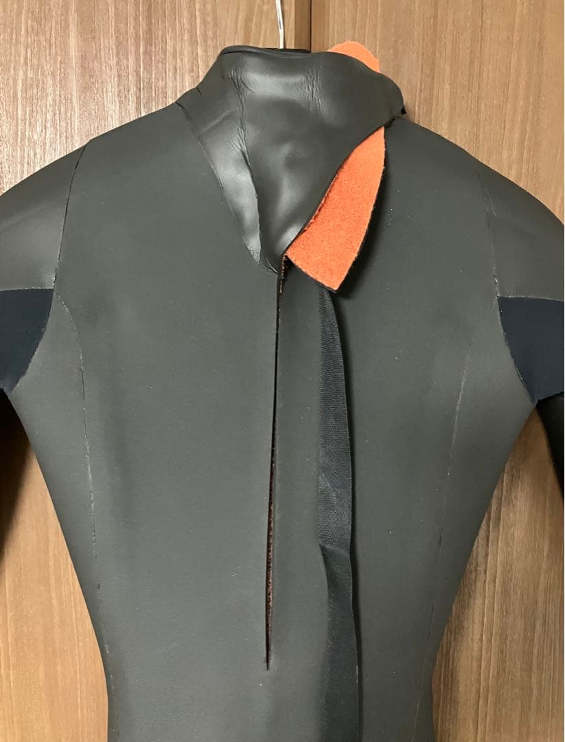 レディースウェットスーツ　セミドライ