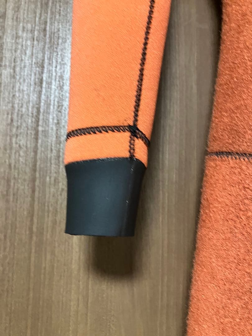 レディースウェットスーツ　セミドライ