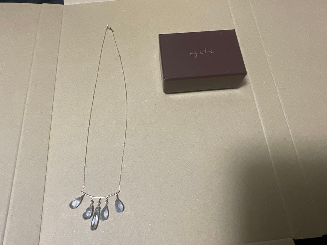 agete ストーン ネックレス