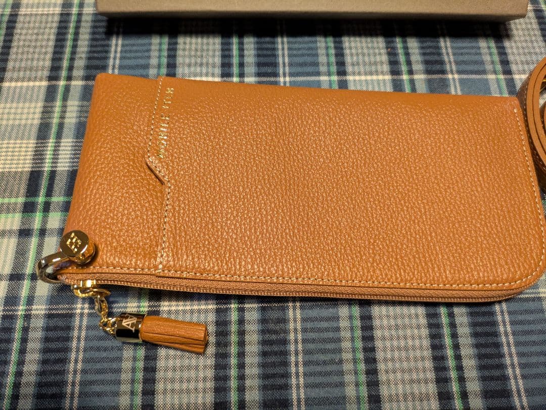 ATAO バティ キャメル 長財布 ストラップ付き