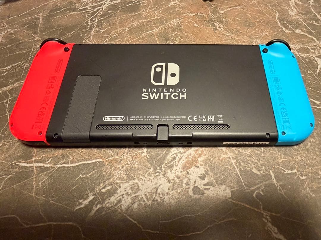 Nintendo Switch ネオンブルー/レッド 本体 + ピクミン4