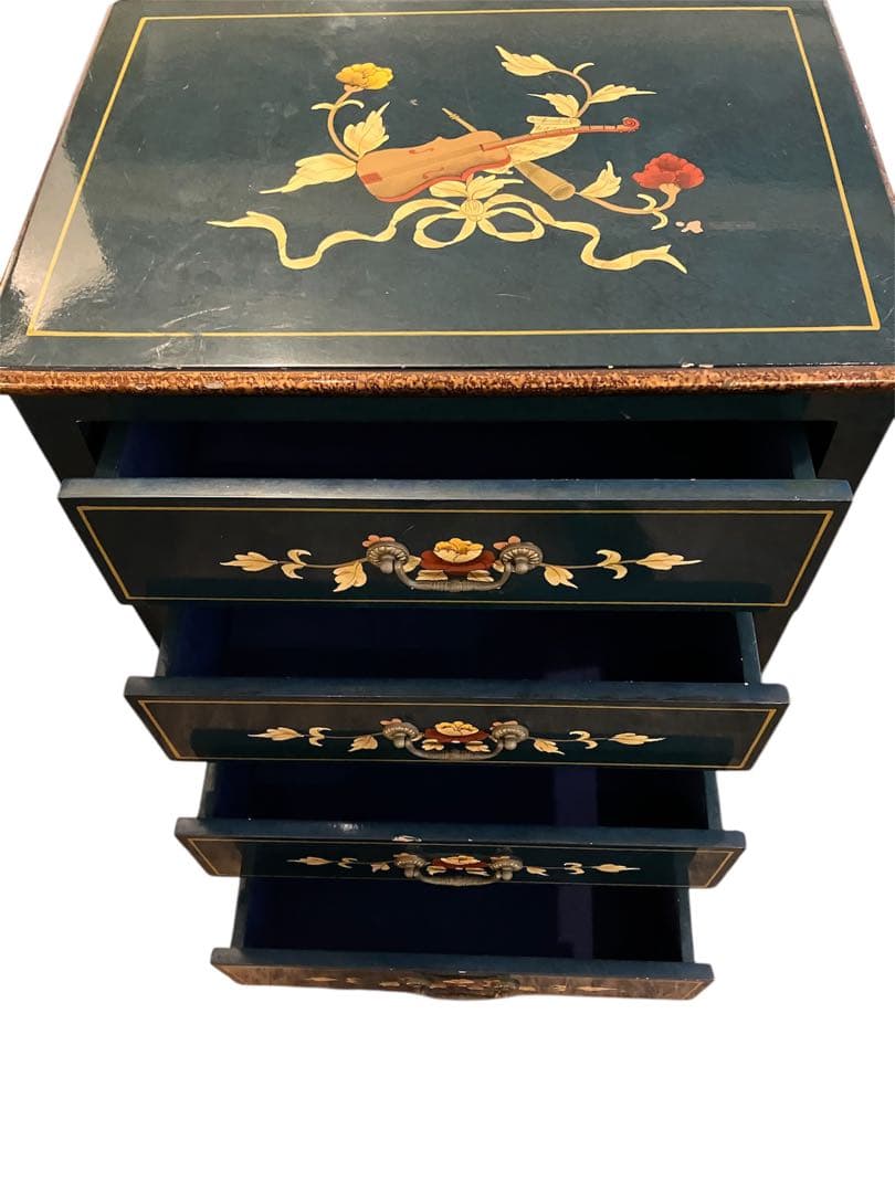 北欧風4段チェスト