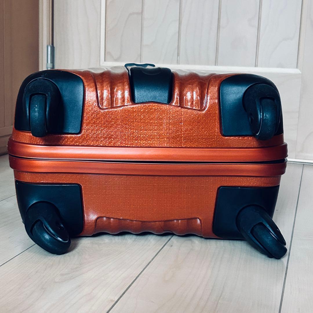 サムソナイト コスモライト スーツケース 機内持込可 旅行 出張 TSA