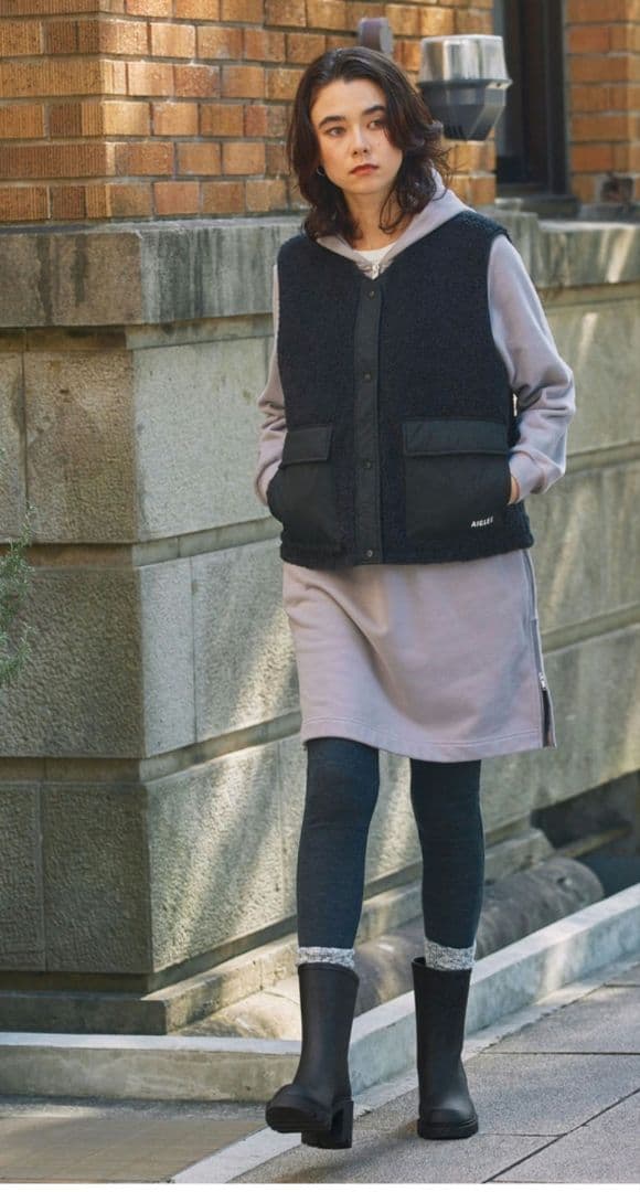 新品　AIGLE　エーグル　 インサレーション ベスト キルティング　サイズ40