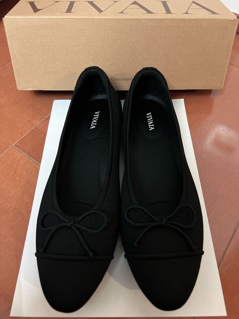 【美品】VIVAIA リボン付きフラットシューズ 25.5-26cm(40.5)