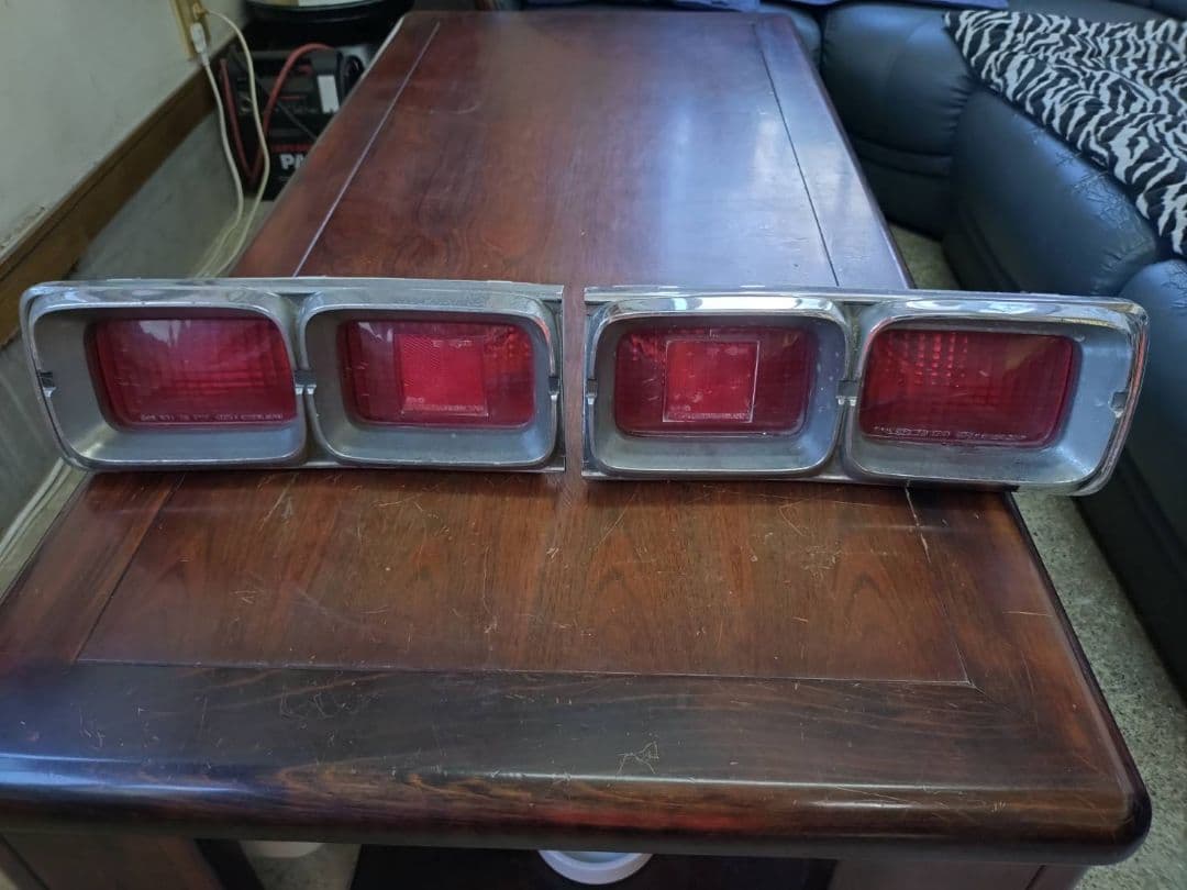 スカイライン　ハコスカ　テールランプ左右