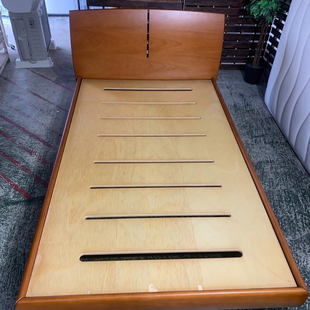 J842-2　 Hino Studio Reha tech マットレス