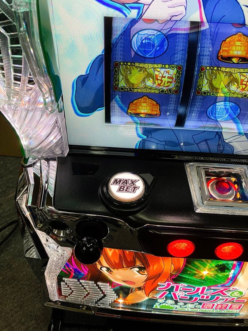 スマスロ実機 パチスロ Ｌ ガールズ＆パンツァー 最終章 ユニット付⭕️送料無料⭕️