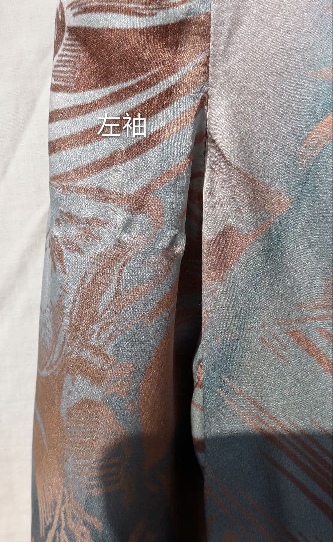 Giorgio Armani シルクジャケット　シックな色合い　国内直営店購入