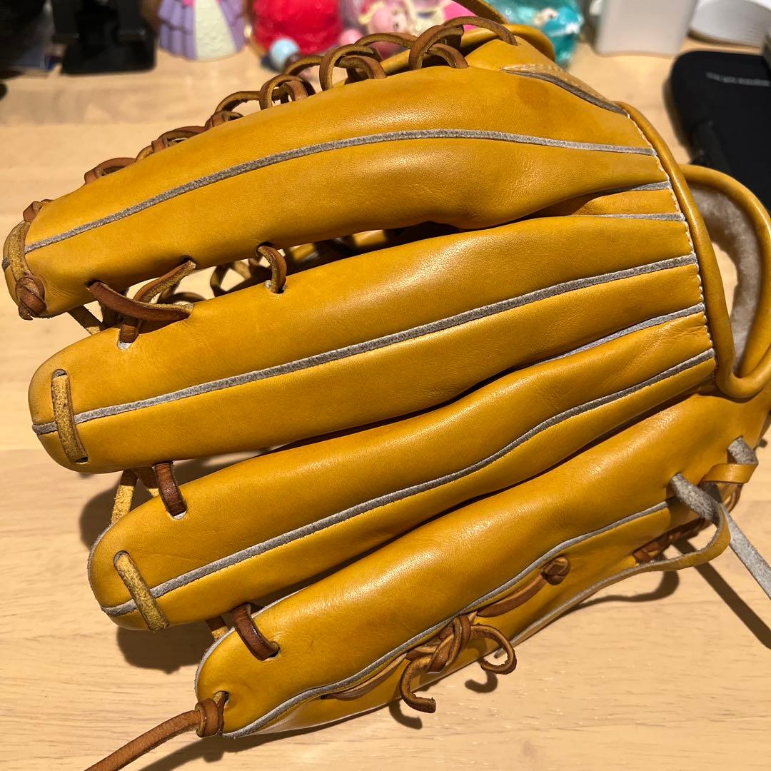 ベースマン超軽量硬式グローブ