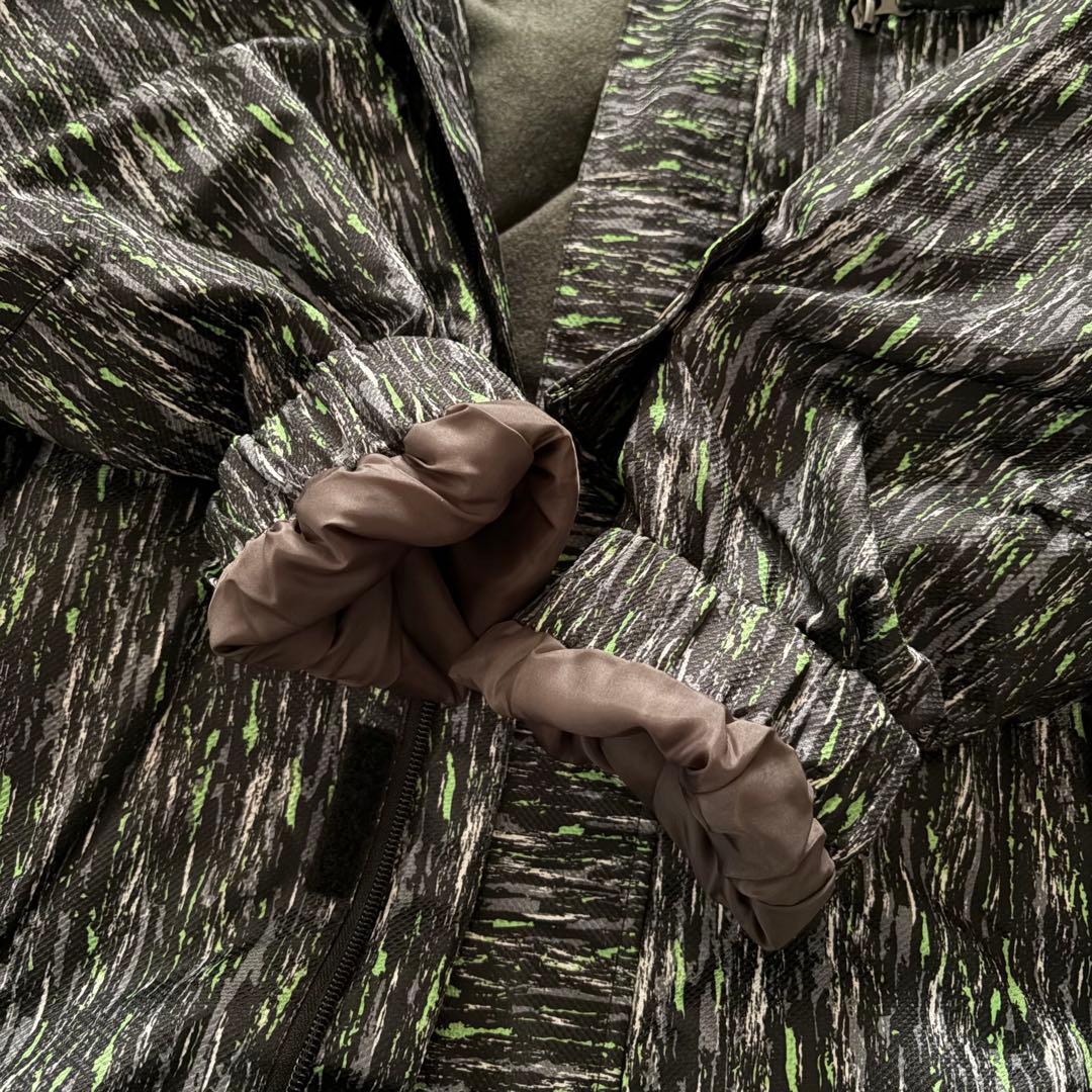 美品　DIFENDER メンズMサイズ スキーウェア 黒/緑スノーウェア　スノボ