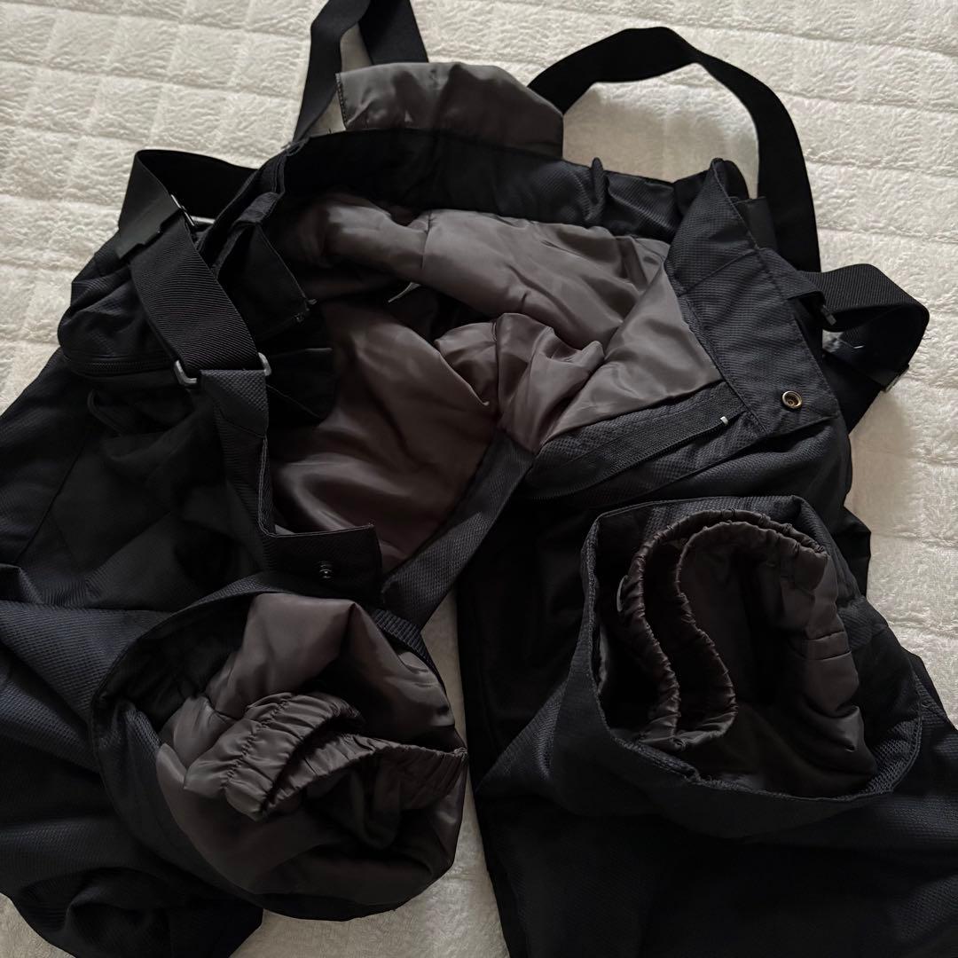 美品　DIFENDER メンズMサイズ スキーウェア 黒/緑スノーウェア　スノボ