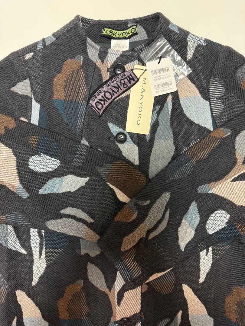 エムアンドキョウコ　コート　新品タグ付き