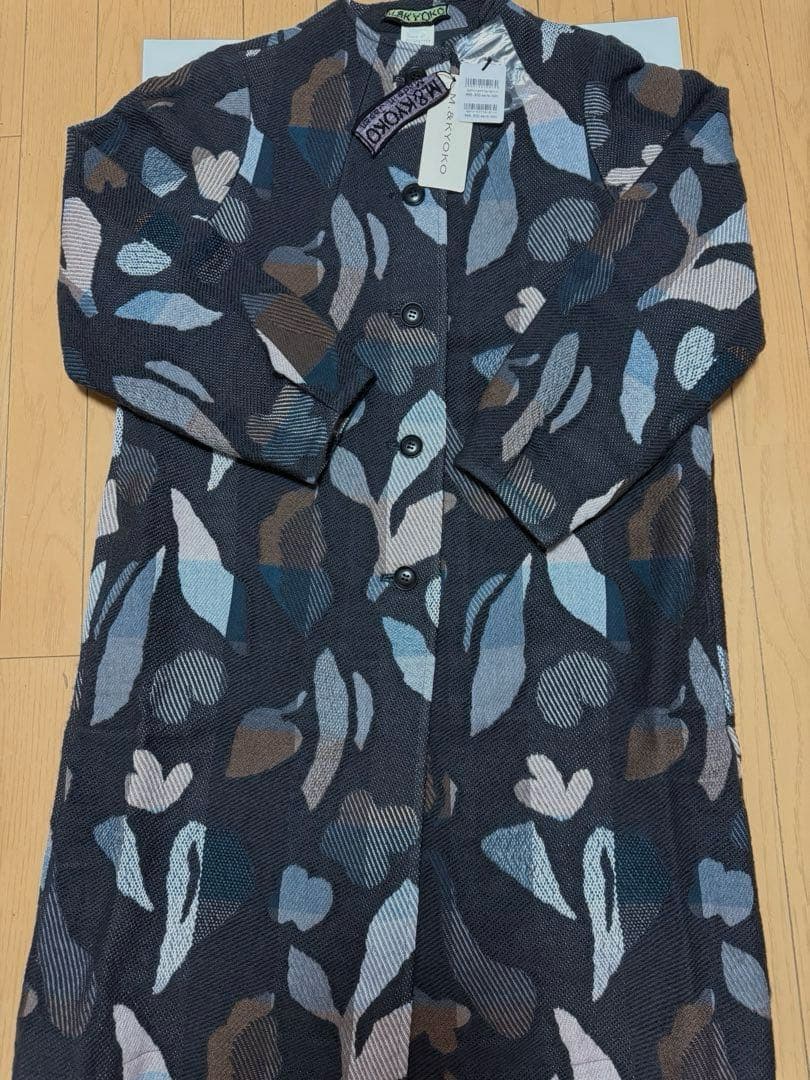 エムアンドキョウコ　コート　新品タグ付き