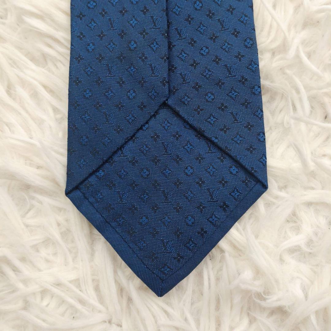 ルイヴィトン 高級シルクネクタイ 総柄（モノグラム） ブルー