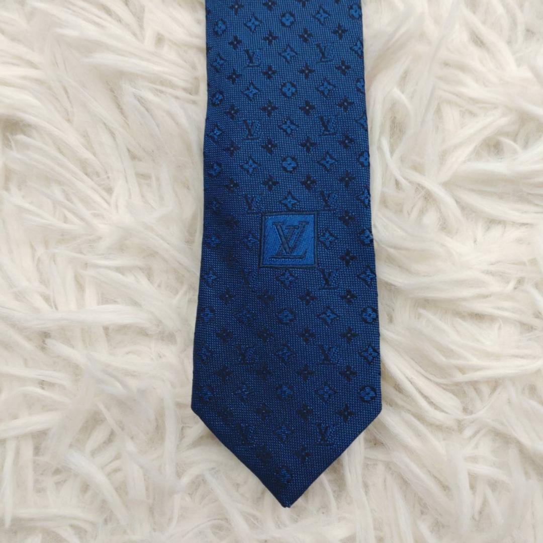 ルイヴィトン 高級シルクネクタイ 総柄（モノグラム） ブルー