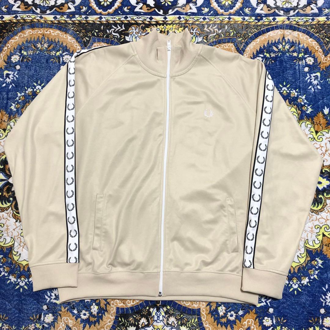 フレッドペリー　トラックジャケット　　XL