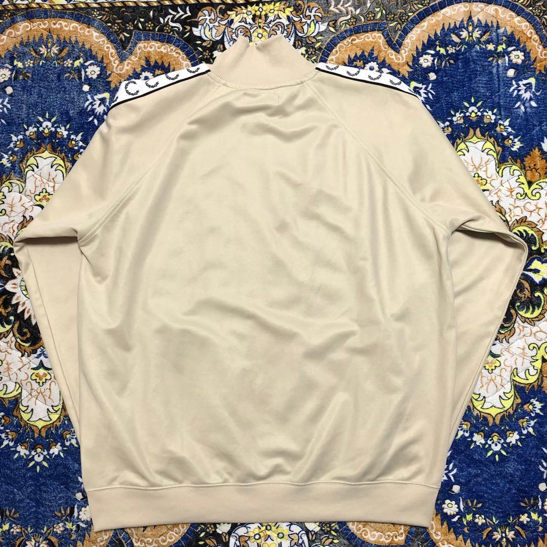 フレッドペリー　トラックジャケット　　XL