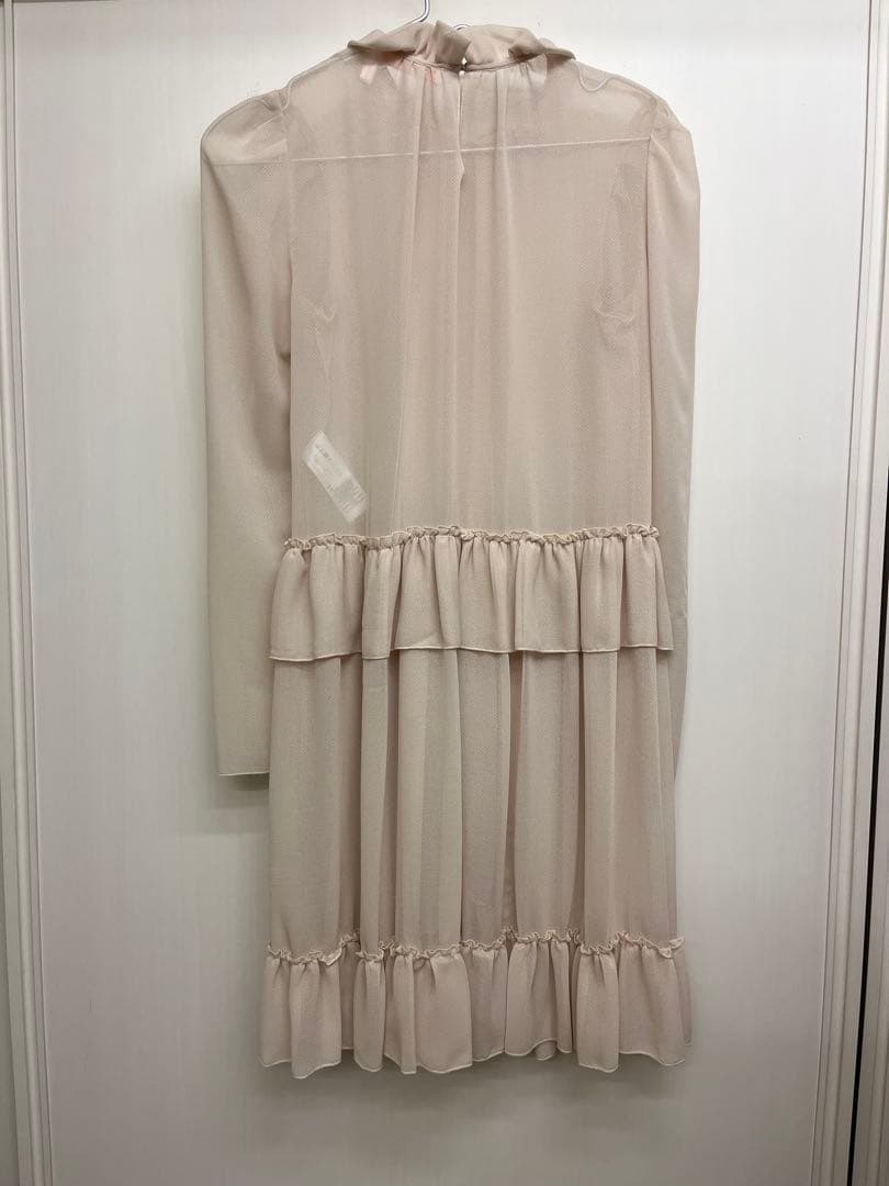 シーバイクロエ　フリル付き　長袖ワンピース　ロングワンピース