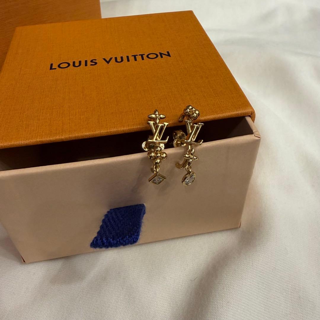 美品！ルイヴィトン ピアス・ＬＶインザスカイ