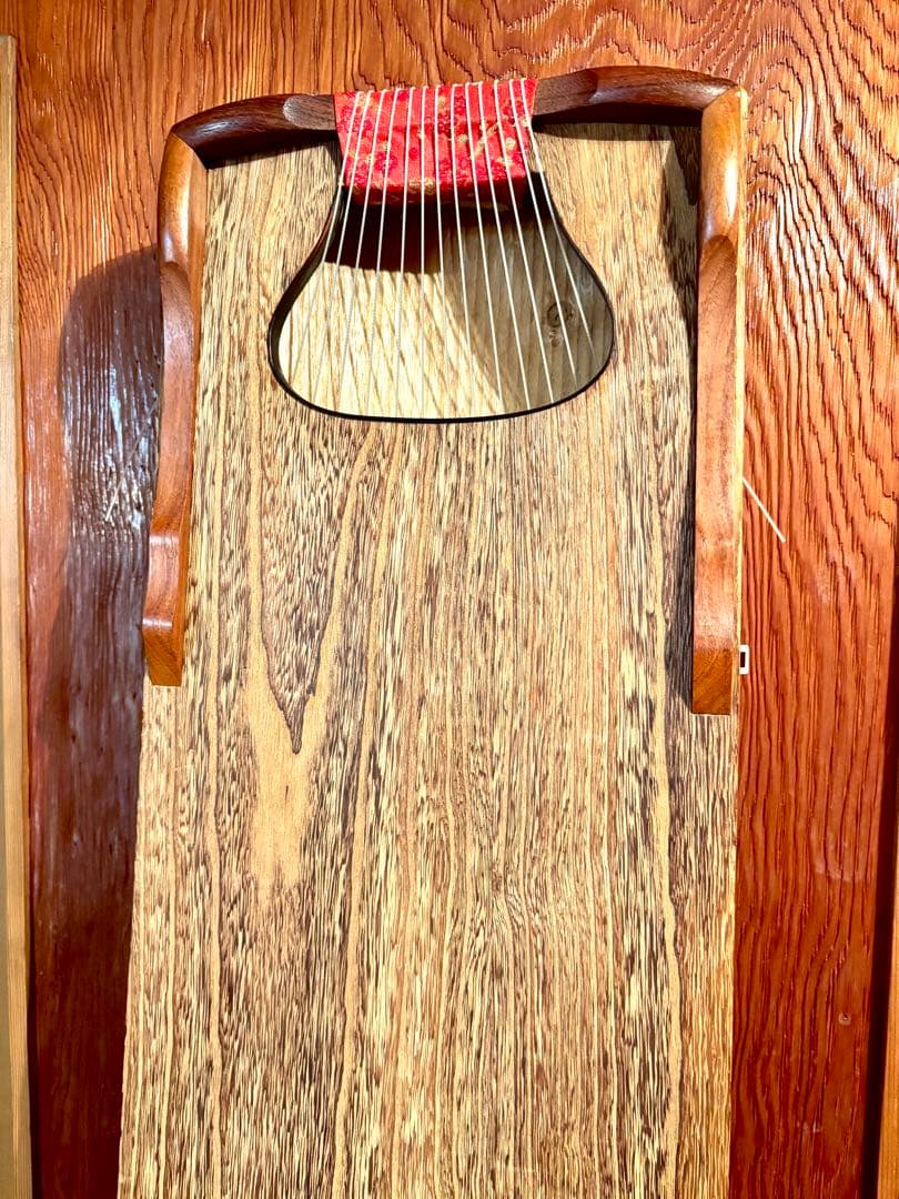 琴 13弦 すだれ彫り 全長185cm