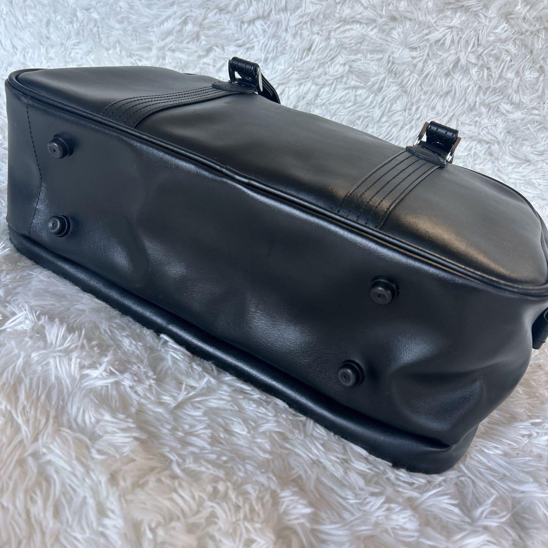 極美品！EASTBOY イーストボーイ スクールバッグ 刺繍ロゴ 合皮 ブラック