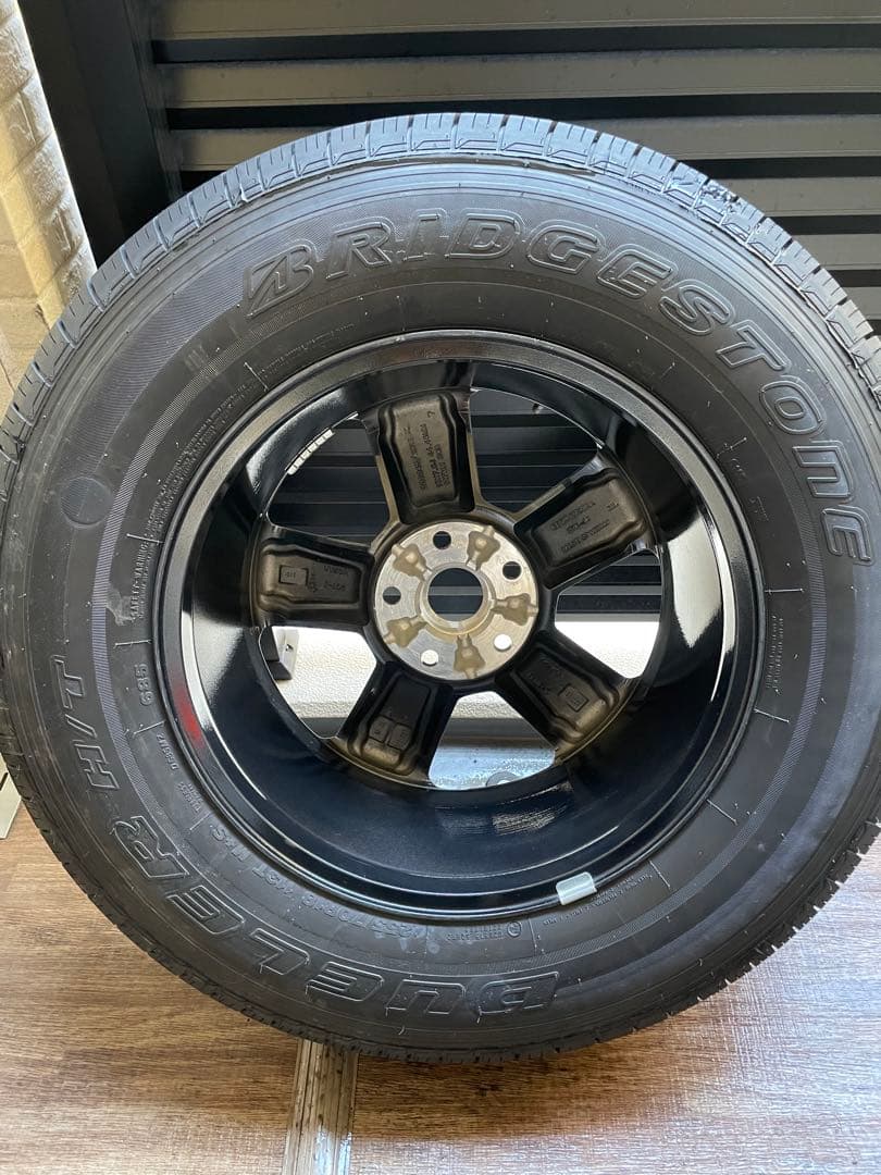 JeepジープラングラーJLサハラ18インチ純正タイヤ付ホイール 5本セット中古