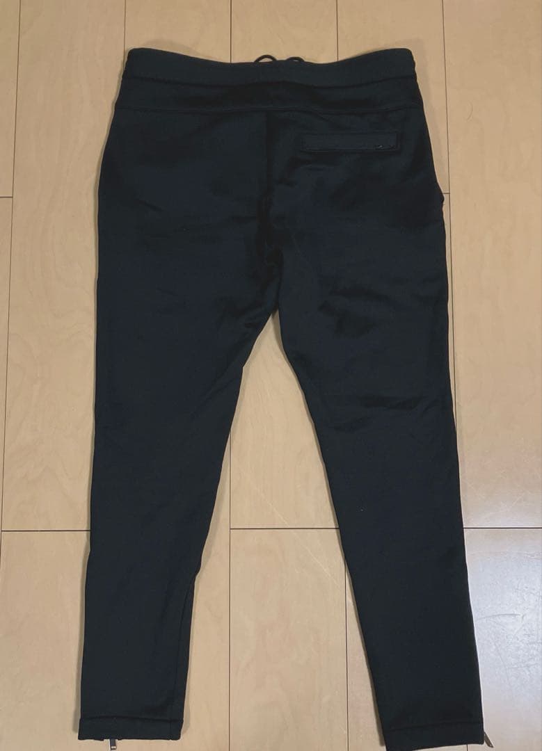 【定価3.5万】　ジュンハシモト　グロスリッチスキニーパンツ　黒 4 Ｌ　美品