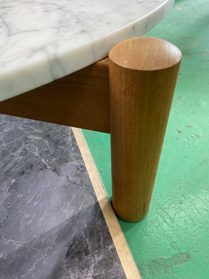 カッシーナ　イクスシー　Cassina lXC ローテーブル　大理石