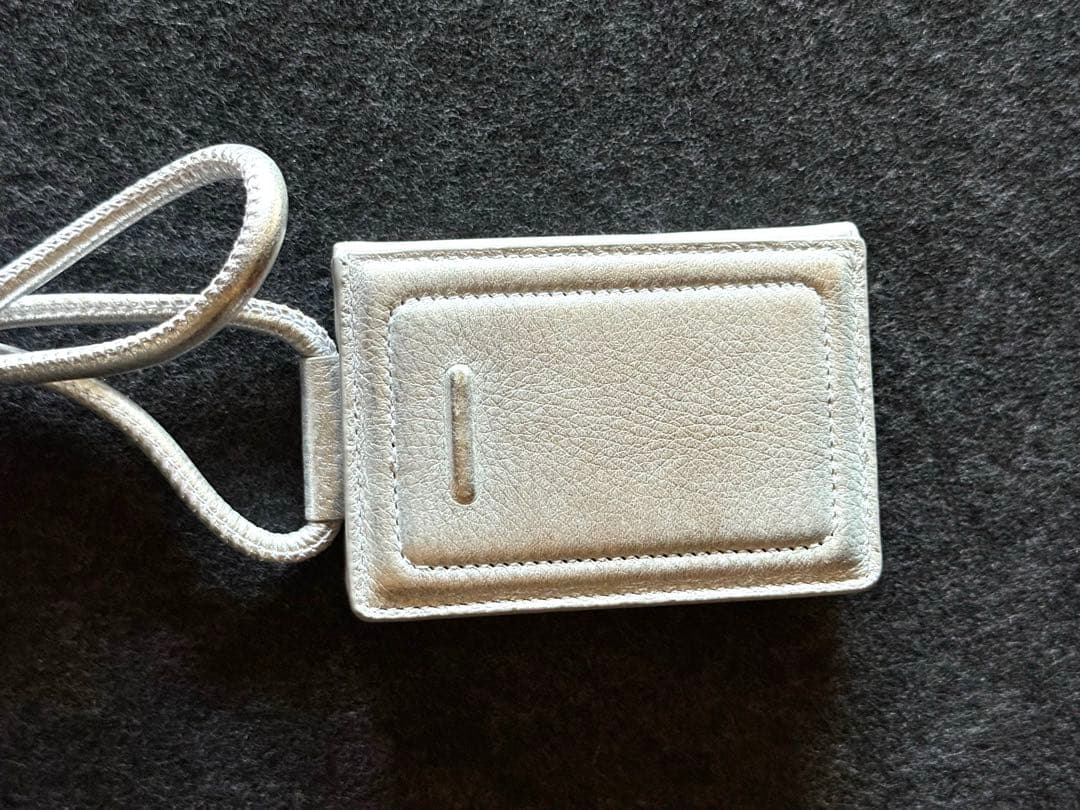 【koba】objects.io iphone シルバー　ショルダー