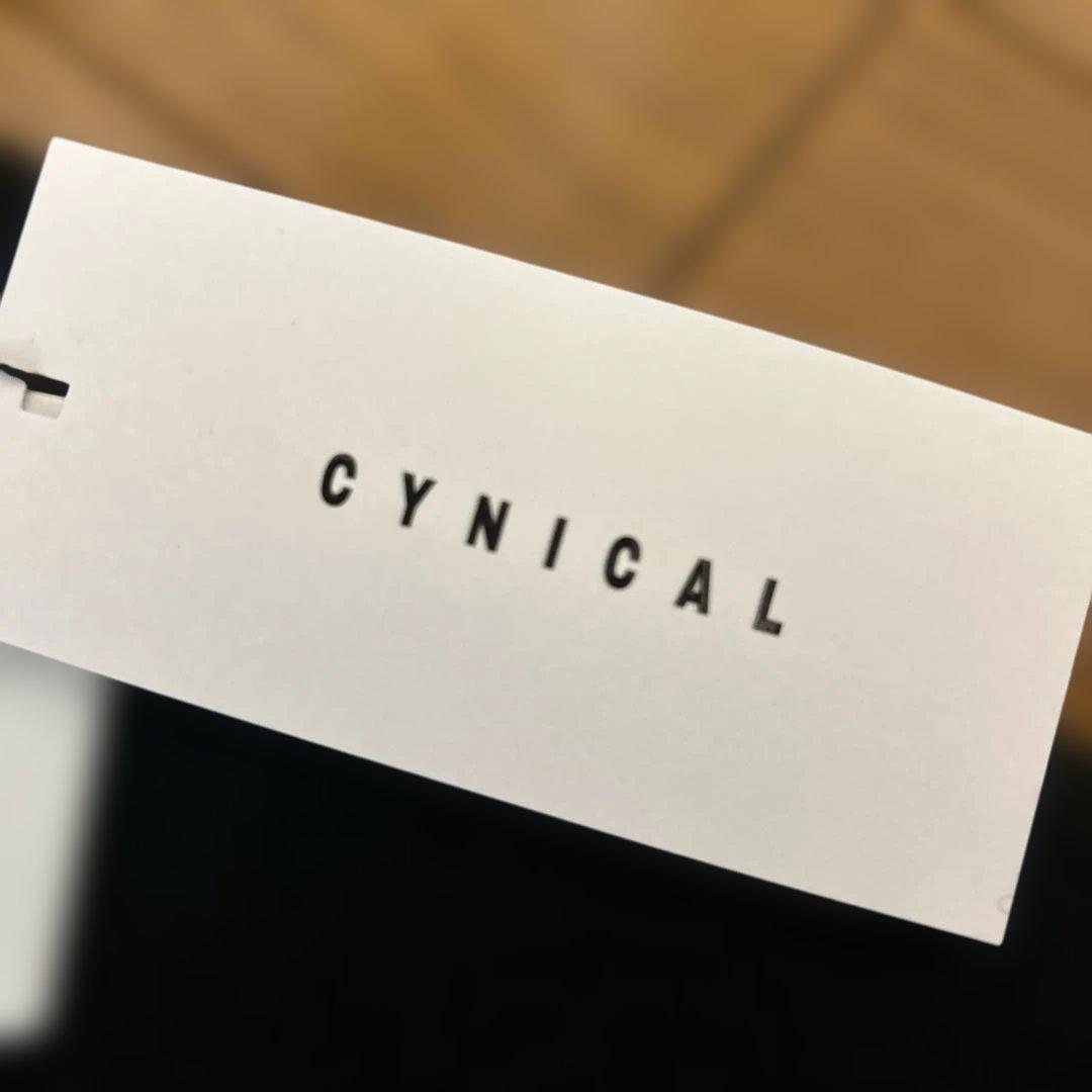 期間限定お値下げ！ CYNICAL ノースリーブハーフコートMAL