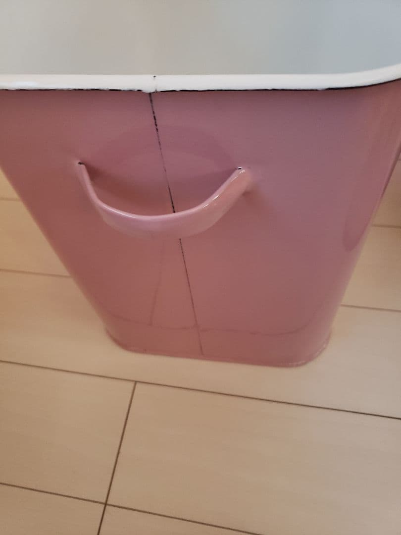 オールドファームハウスホーロー缶