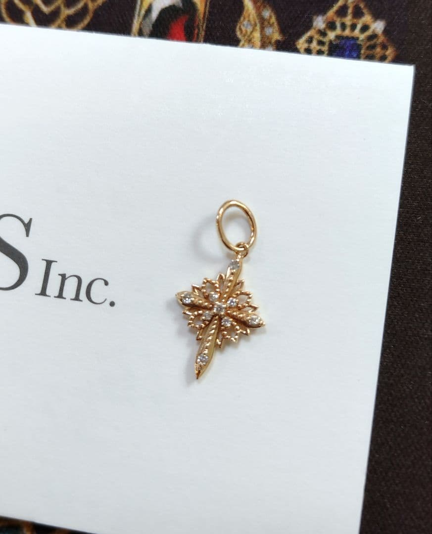 【販売証明書付き】agete クロス チャーム K10 ゴシック