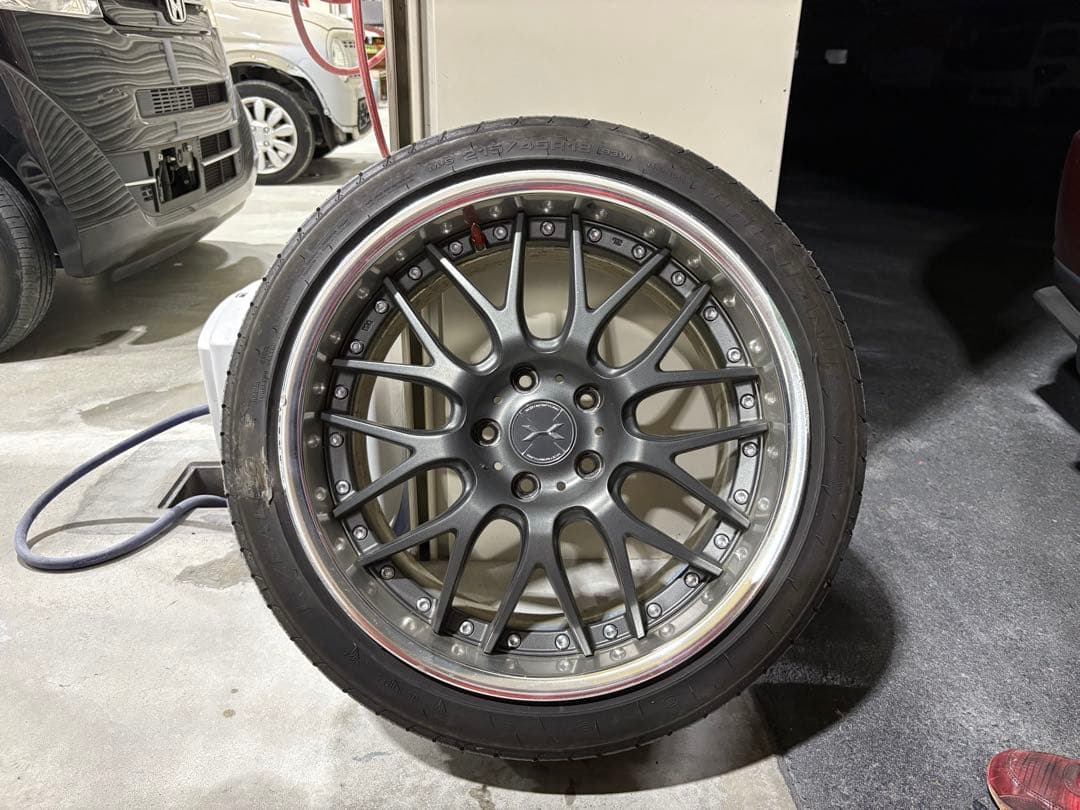 18インチ マーベリック709M 9j通しです リムキズ多々あり、足車に使用