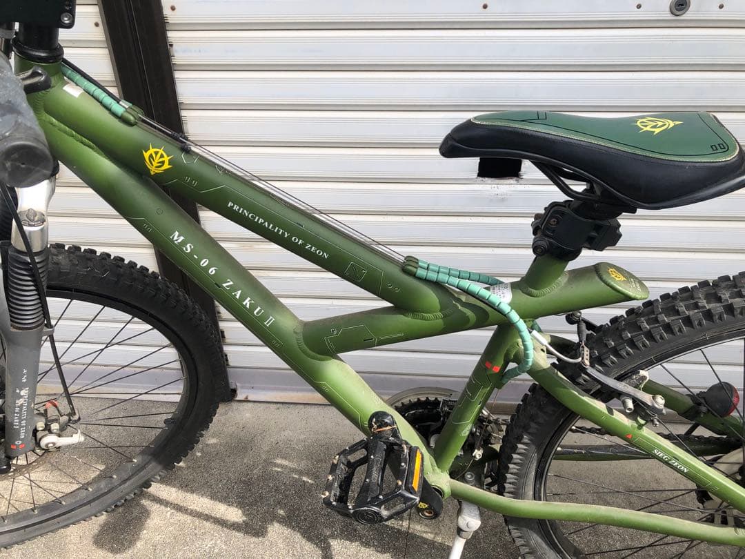 GUNDAM BICYCLE 26型 MS-06 ZAKU II-MTB 送料込