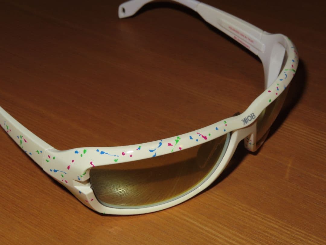 イヨケン/KIOB/Bin5/ホワイトスプラッター/イーズグリーン/ゴールドM