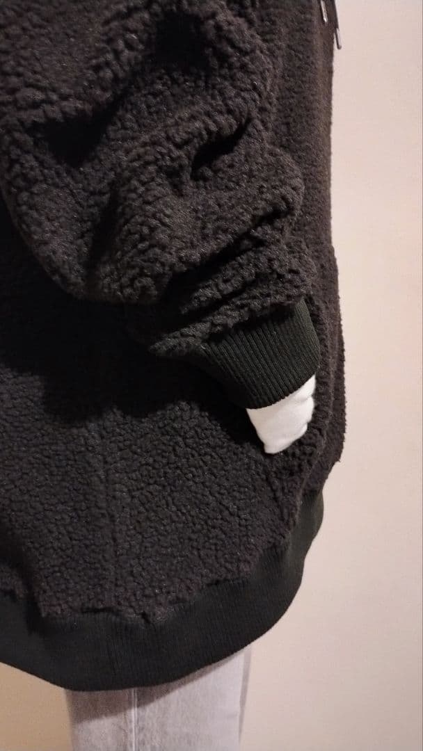 あきりこ様 C6820 wildthingsフーディーブラックコーデ