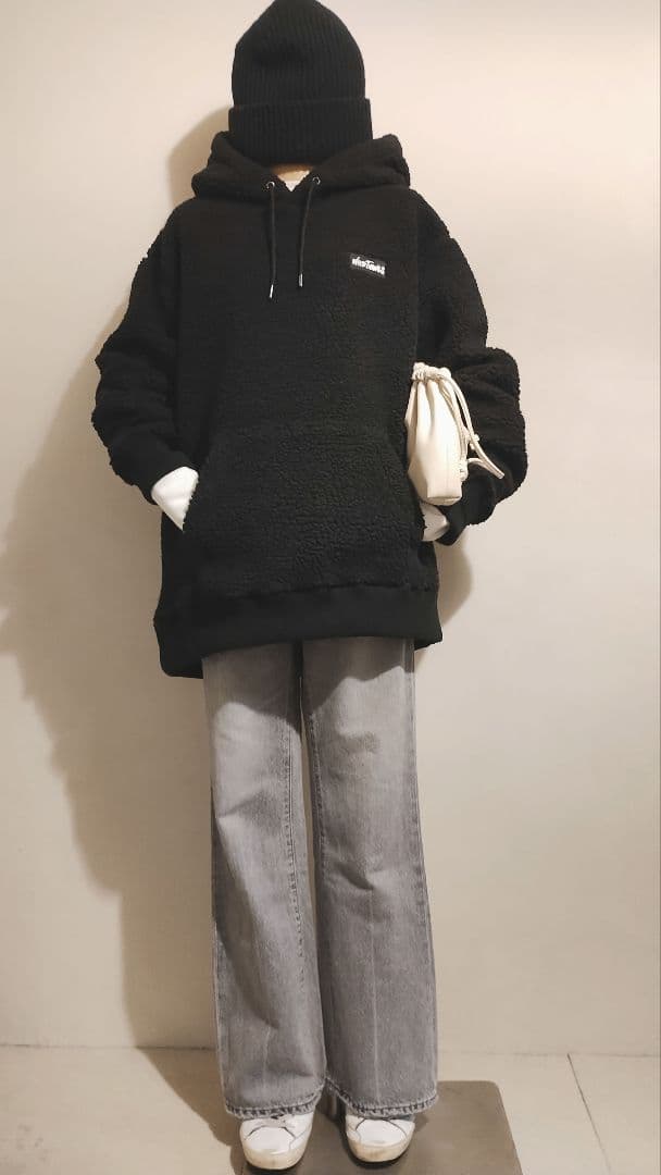 あきりこ様 C6820 wildthingsフーディーブラックコーデ