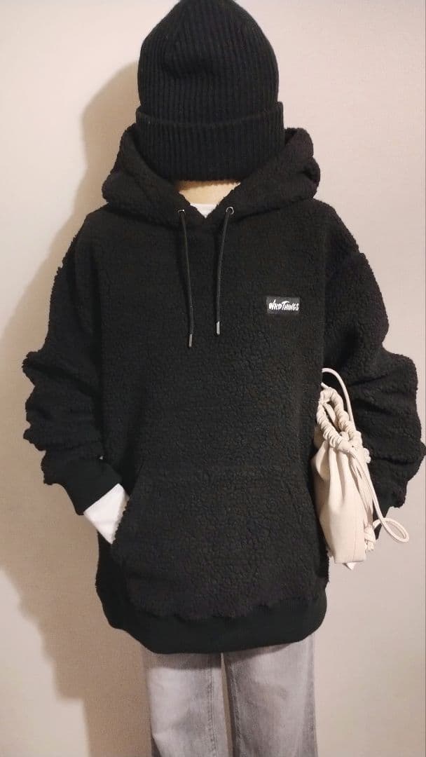 あきりこ様 C6820 wildthingsフーディーブラックコーデ