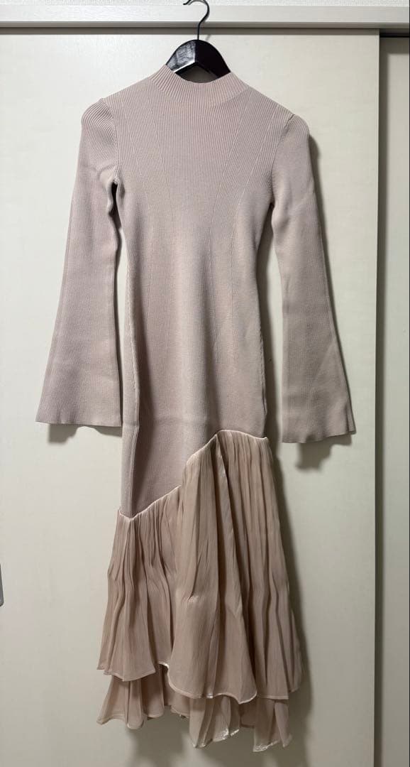 ⭐︎値下げ⭐︎【新品・未使用】タグ付きanuans ドッキングニットワンピース