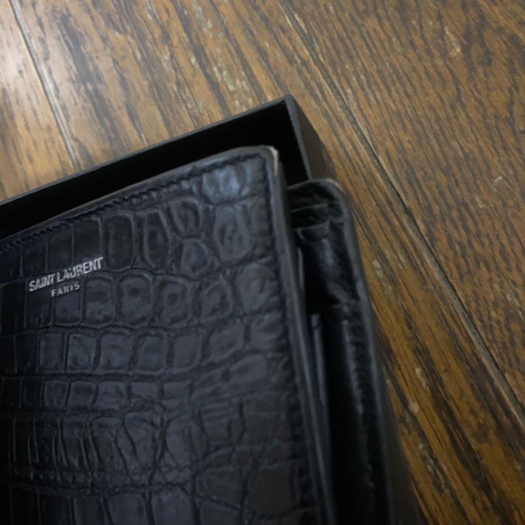 サンローラン二つ折り　クロコ柄
