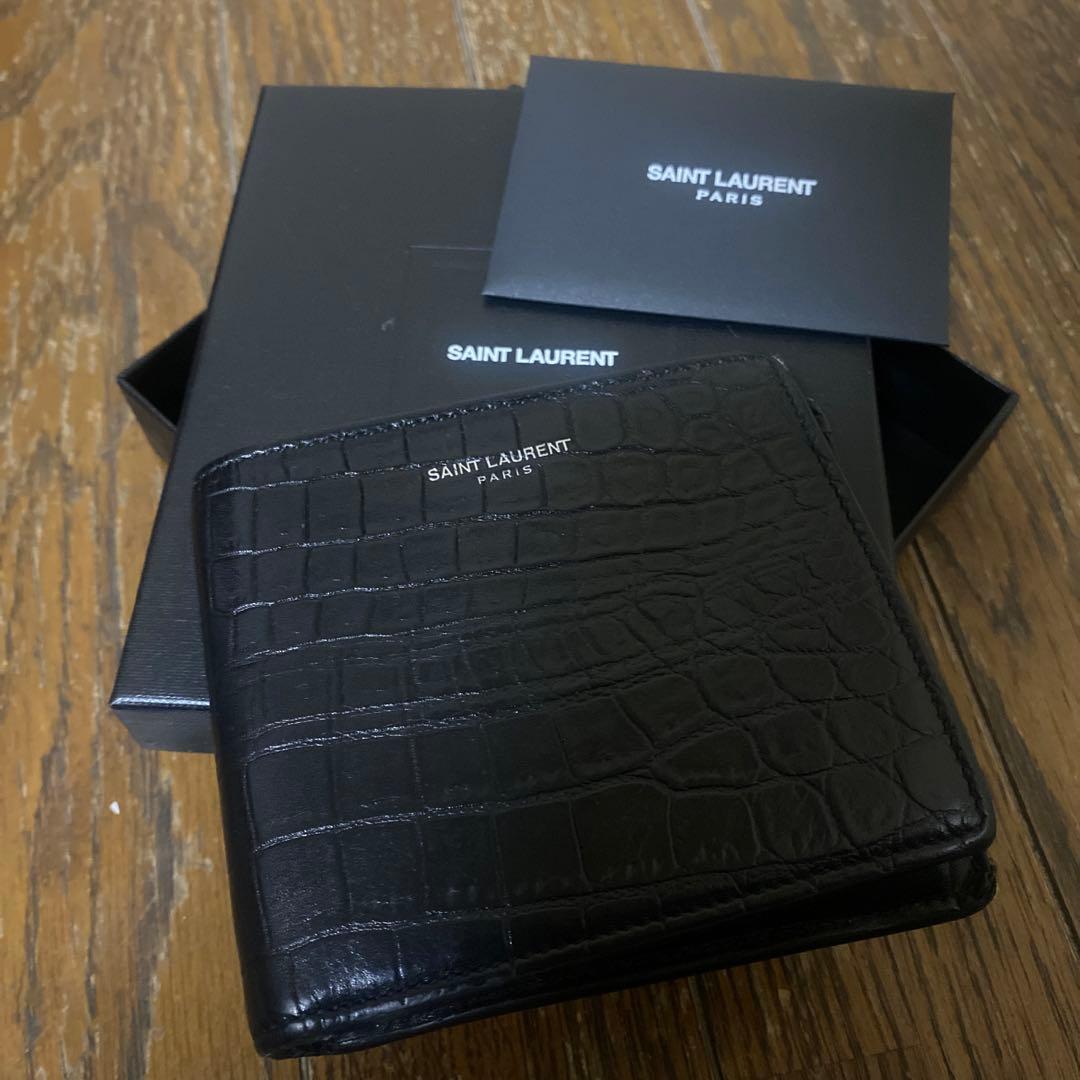 サンローラン二つ折り　クロコ柄